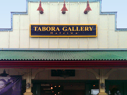Tabora Gallery Haleiwa, Hawaii